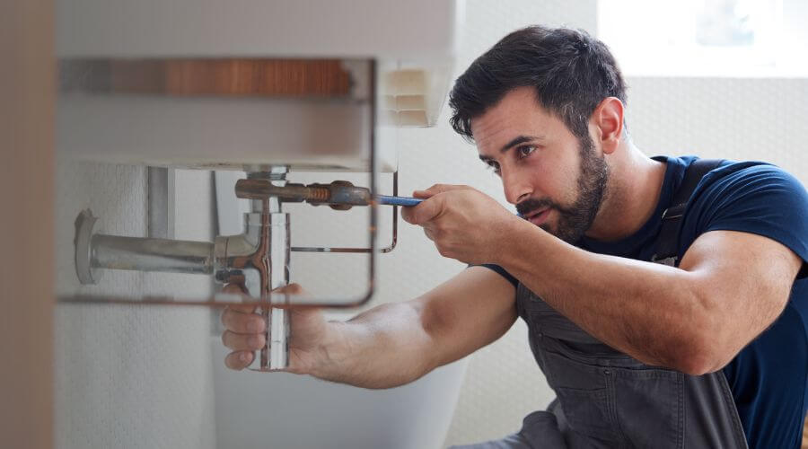 Professional water heater installation services in Riverside, MO